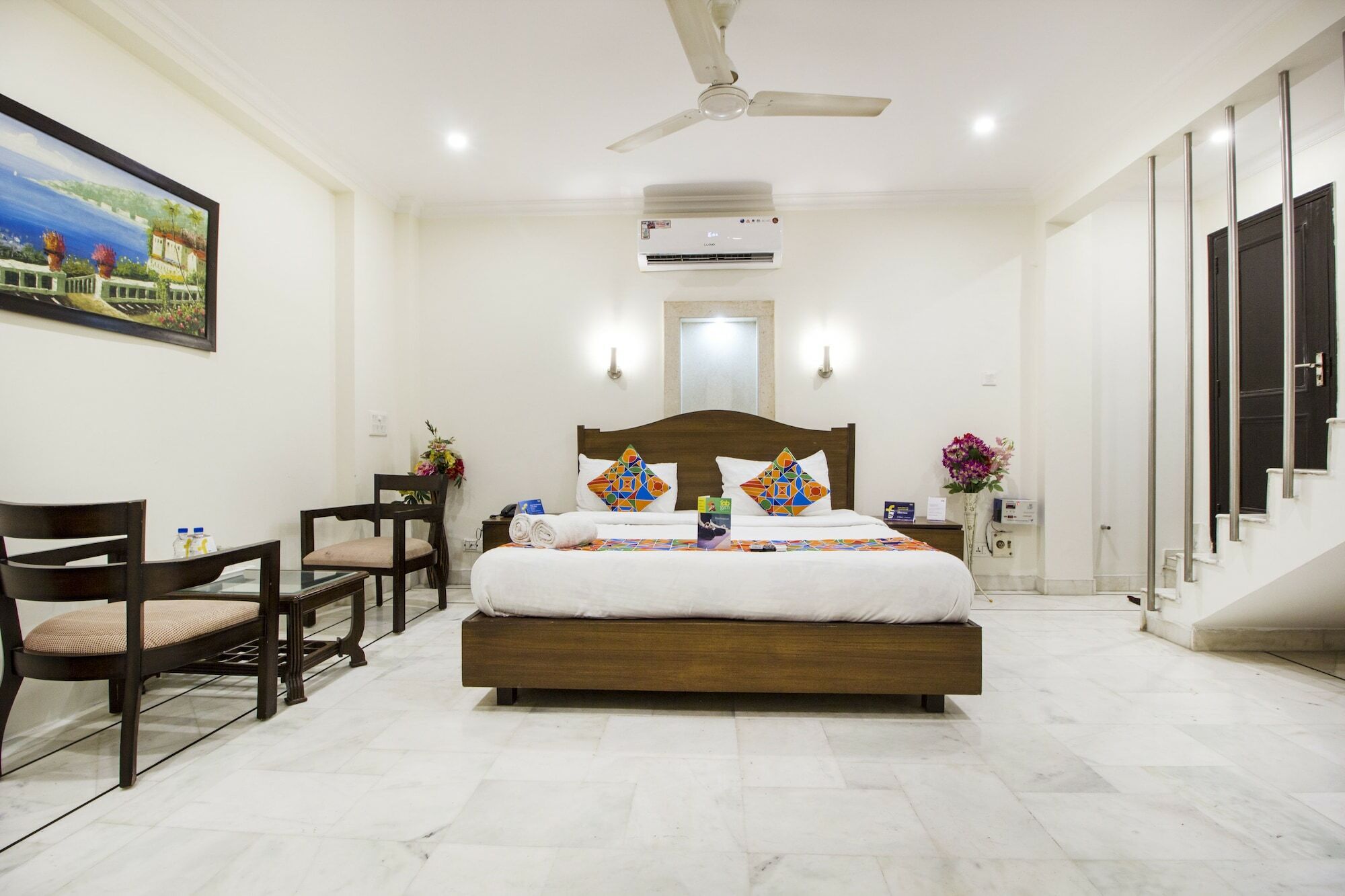 Fabhotel Namaste Bnb & Service Apartments Vasant Vihar New Delhi Exteriör bild